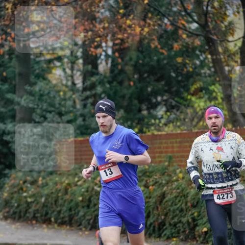 07.12.2025 - St. Pauli X-Mass-Run No. 15 Michael Burmester http://msf.ph/oto/9406534 07.12.2025 09:38:10 Laufen 15, 13, 4273 meine-sportfotos.de