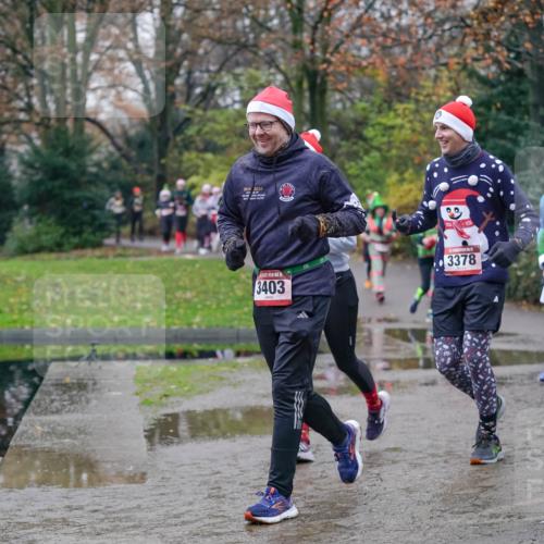 07.12.2025 - St. Pauli X-Mass-Run No. 15 Michael Burmester http://msf.ph/oto/9406543 07.12.2025 11:22:52 Laufen 2009, 2024, 3403, 3378, 3920, 3605 meine-sportfotos.de