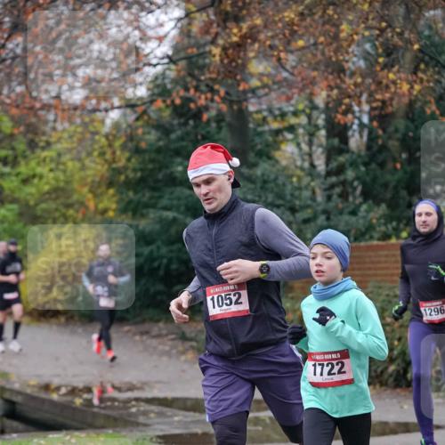 07.12.2025 - St. Pauli X-Mass-Run No. 15 Michael Burmester http://msf.ph/oto/9406628 07.12.2025 09:38:45 Laufen 15, 1052, 15, 1722, 1296 meine-sportfotos.de