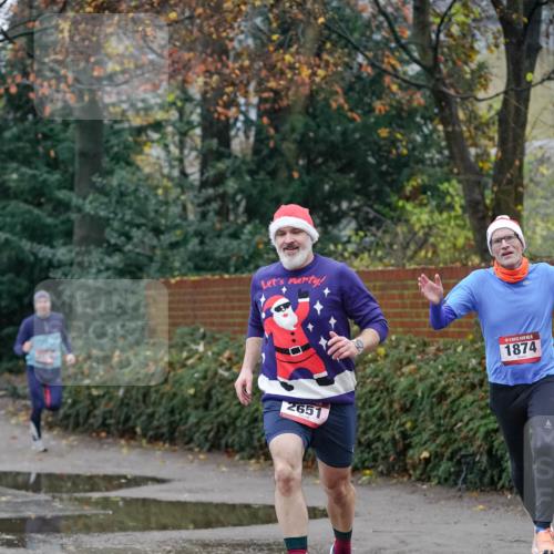 07.12.2025 - St. Pauli X-Mass-Run No. 15 Michael Burmester http://msf.ph/oto/9406676 07.12.2025 09:38:55 Laufen 2651, 1874 meine-sportfotos.de