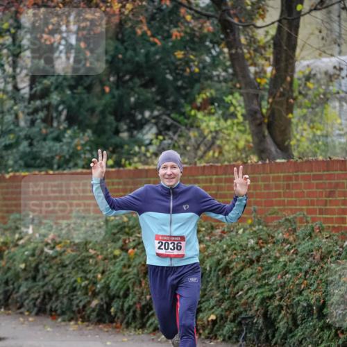 07.12.2025 - St. Pauli X-Mass-Run No. 15 Michael Burmester http://msf.ph/oto/9406700 07.12.2025 09:38:58 Laufen 15, 2036 meine-sportfotos.de