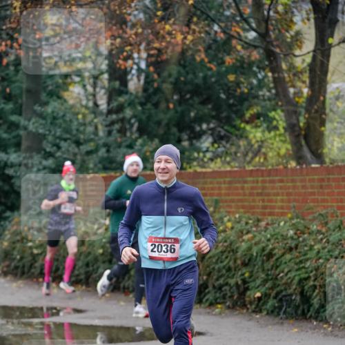 07.12.2025 - St. Pauli X-Mass-Run No. 15 Michael Burmester http://msf.ph/oto/9406706 07.12.2025 09:38:59 Laufen 15, 2036 meine-sportfotos.de