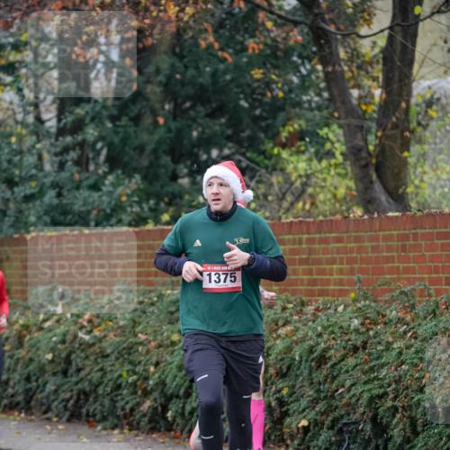 07.12.2025 - St. Pauli X-Mass-Run No. 15 Michael Burmester http://msf.ph/oto/9406714 07.12.2025 09:39:00 Laufen 1375 meine-sportfotos.de