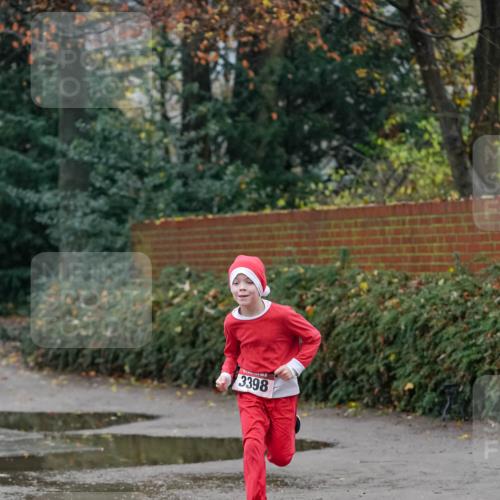 07.12.2025 - St. Pauli X-Mass-Run No. 15 Michael Burmester http://msf.ph/oto/9406738 07.12.2025 09:39:06 Laufen 3398 meine-sportfotos.de