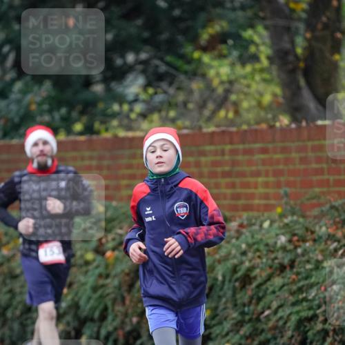 07.12.2025 - St. Pauli X-Mass-Run No. 15 Michael Burmester http://msf.ph/oto/9406756 07.12.2025 09:39:10 Laufen 153 meine-sportfotos.de