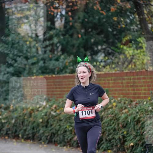 07.12.2025 - St. Pauli X-Mass-Run No. 15 Michael Burmester http://msf.ph/oto/9406774 07.12.2025 09:39:15 Laufen 15, 1101 meine-sportfotos.de