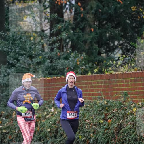 07.12.2025 - St. Pauli X-Mass-Run No. 15 Michael Burmester http://msf.ph/oto/9406792 07.12.2025 09:39:24 Laufen 198, 5, 1649 meine-sportfotos.de