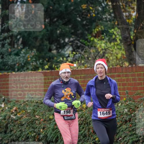 07.12.2025 - St. Pauli X-Mass-Run No. 15 Michael Burmester http://msf.ph/oto/9406802 07.12.2025 09:39:26 Laufen 5, 198, 15, 1649 meine-sportfotos.de