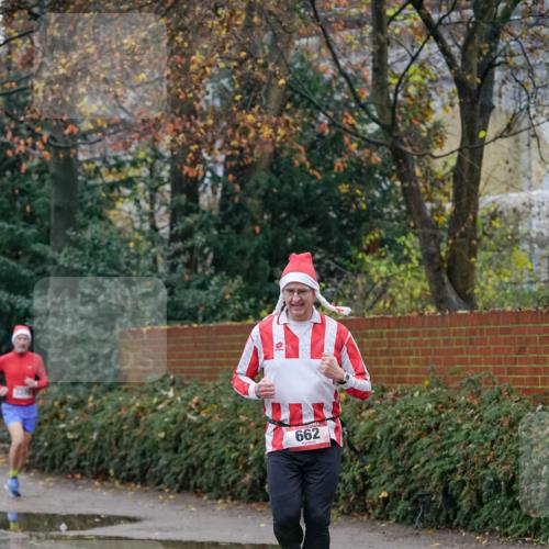 07.12.2025 - St. Pauli X-Mass-Run No. 15 Michael Burmester http://msf.ph/oto/9406856 07.12.2025 09:39:44 Laufen 662 meine-sportfotos.de