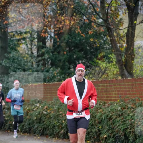 07.12.2025 - St. Pauli X-Mass-Run No. 15 Michael Burmester http://msf.ph/oto/9406878 07.12.2025 09:39:51 Laufen 632 meine-sportfotos.de