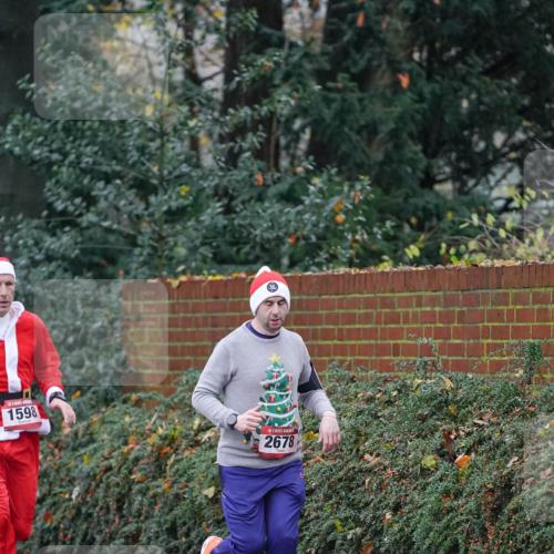 07.12.2025 - St. Pauli X-Mass-Run No. 15 Michael Burmester http://msf.ph/oto/9406932 07.12.2025 09:40:09 Laufen 1598, 2678 meine-sportfotos.de