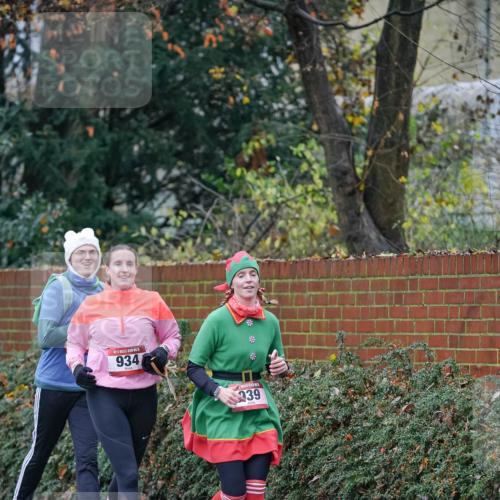 07.12.2025 - St. Pauli X-Mass-Run No. 15 Michael Burmester http://msf.ph/oto/9407054 07.12.2025 09:40:43 Laufen 934, 339 meine-sportfotos.de