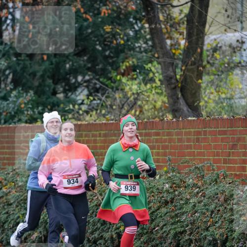 07.12.2025 - St. Pauli X-Mass-Run No. 15 Michael Burmester http://msf.ph/oto/9407056 07.12.2025 09:40:43 Laufen 934, 9, 939 meine-sportfotos.de