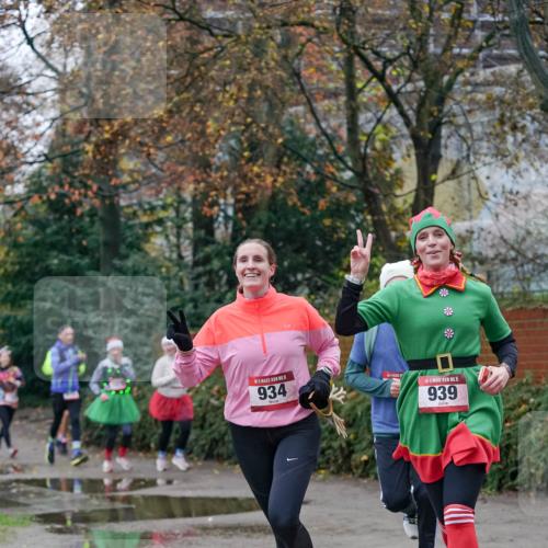 07.12.2025 - St. Pauli X-Mass-Run No. 15 Michael Burmester http://msf.ph/oto/9407080 07.12.2025 09:40:46 Laufen 15, 934, 939 meine-sportfotos.de