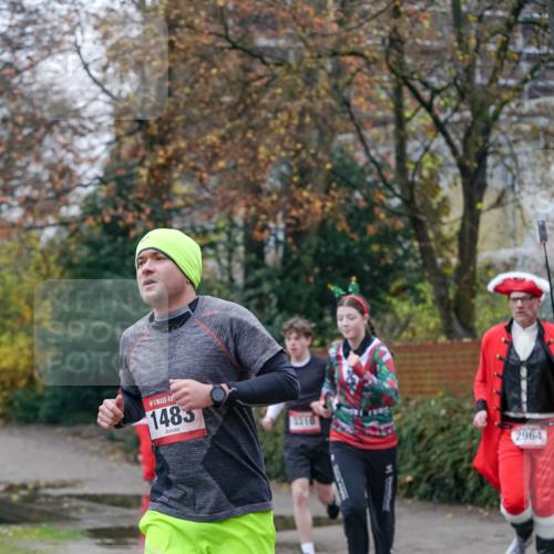 07.12.2025 - St. Pauli X-Mass-Run No. 15 Michael Burmester http://msf.ph/oto/9407148 07.12.2025 09:40:57 Laufen 1485, 1110, 2964 meine-sportfotos.de