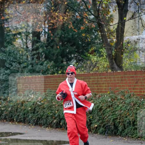 07.12.2025 - St. Pauli X-Mass-Run No. 15 Michael Burmester http://msf.ph/oto/9407170 07.12.2025 09:41:01 Laufen 2141 meine-sportfotos.de
