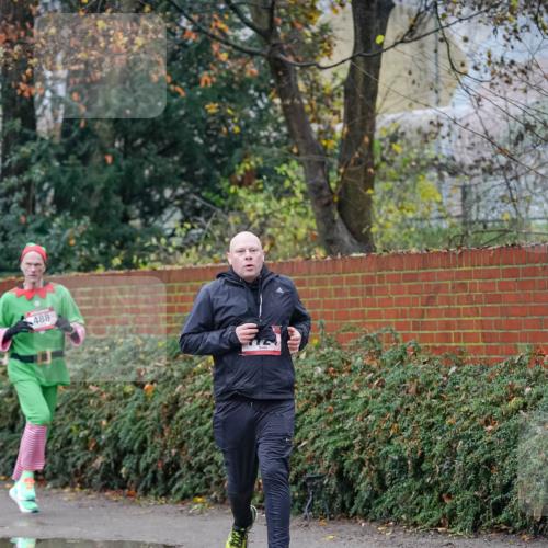 07.12.2025 - St. Pauli X-Mass-Run No. 15 Michael Burmester http://msf.ph/oto/9407184 07.12.2025 09:41:05 Laufen  meine-sportfotos.de