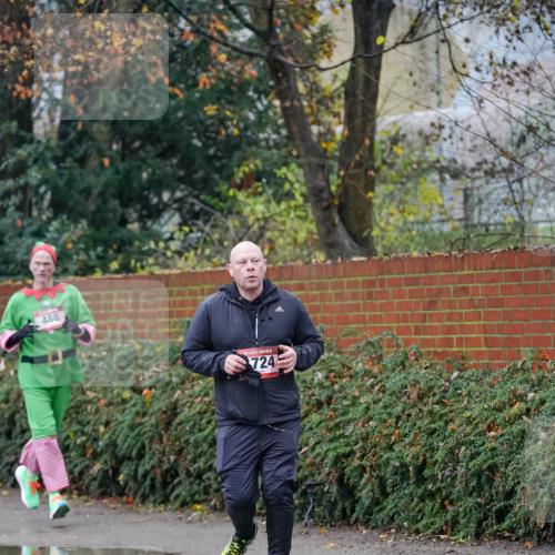 07.12.2025 - St. Pauli X-Mass-Run No. 15 Michael Burmester http://msf.ph/oto/9407186 07.12.2025 09:41:05 Laufen  meine-sportfotos.de