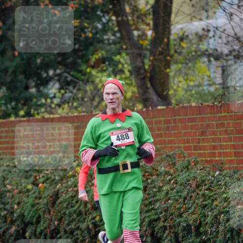 07.12.2025 - St. Pauli X-Mass-Run No. 15 Michael Burmester http://msf.ph/oto/9407194 07.12.2025 09:41:07 Laufen 15, 488 meine-sportfotos.de