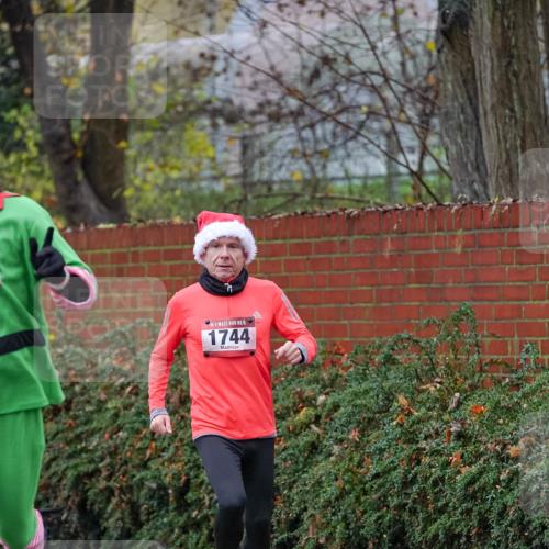 07.12.2025 - St. Pauli X-Mass-Run No. 15 Michael Burmester http://msf.ph/oto/9407196 07.12.2025 09:41:08 Laufen 1744 meine-sportfotos.de