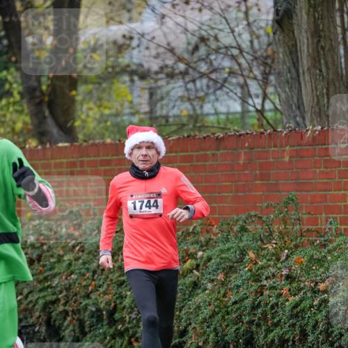 07.12.2025 - St. Pauli X-Mass-Run No. 15 Michael Burmester http://msf.ph/oto/9407198 07.12.2025 09:41:08 Laufen 15, 1744 meine-sportfotos.de