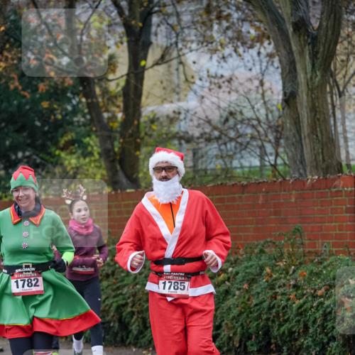 07.12.2025 - St. Pauli X-Mass-Run No. 15 Michael Burmester http://msf.ph/oto/9407220 07.12.2025 09:41:11 Laufen 0, 15, 1782, 1785 meine-sportfotos.de