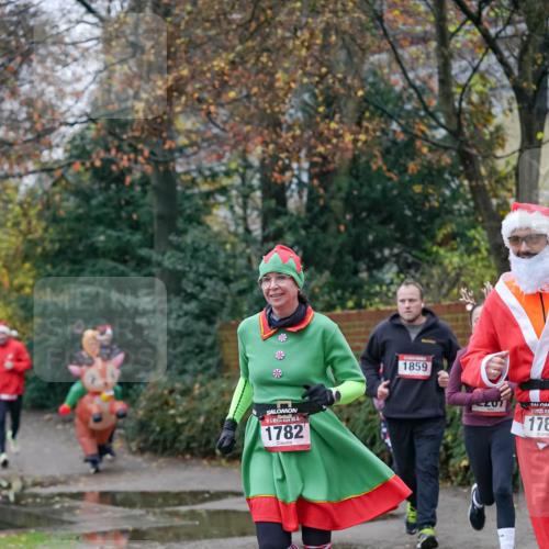 07.12.2025 - St. Pauli X-Mass-Run No. 15 Michael Burmester http://msf.ph/oto/9407226 07.12.2025 09:41:12 Laufen 1782, 1859, 178 meine-sportfotos.de