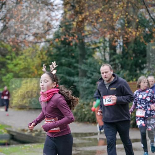 07.12.2025 - St. Pauli X-Mass-Run No. 15 Michael Burmester http://msf.ph/oto/9407240 07.12.2025 09:41:14 Laufen 15, 185, 1120 meine-sportfotos.de