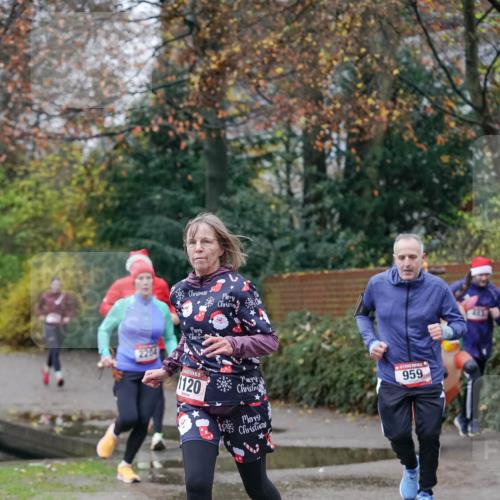 07.12.2025 - St. Pauli X-Mass-Run No. 15 Michael Burmester http://msf.ph/oto/9407250 07.12.2025 09:41:15 Laufen 1120, 959 meine-sportfotos.de