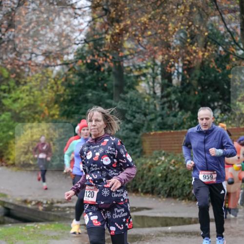 07.12.2025 - St. Pauli X-Mass-Run No. 15 Michael Burmester http://msf.ph/oto/9407252 07.12.2025 09:41:15 Laufen 120, 959 meine-sportfotos.de
