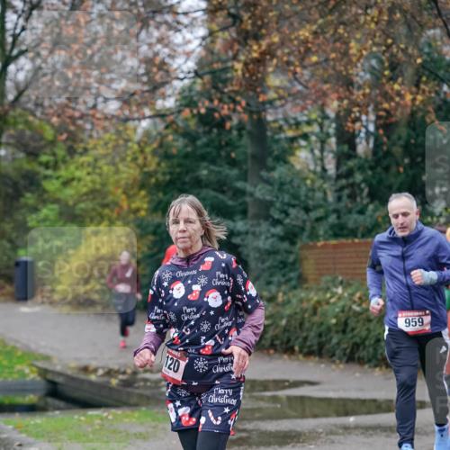 07.12.2025 - St. Pauli X-Mass-Run No. 15 Michael Burmester http://msf.ph/oto/9407254 07.12.2025 09:41:15 Laufen 120, 959 meine-sportfotos.de