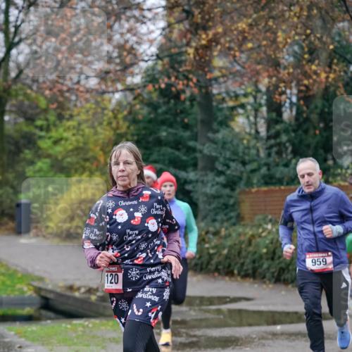 07.12.2025 - St. Pauli X-Mass-Run No. 15 Michael Burmester http://msf.ph/oto/9407256 07.12.2025 09:41:15 Laufen 120, 959 meine-sportfotos.de