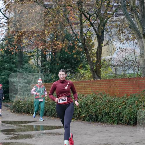 07.12.2025 - St. Pauli X-Mass-Run No. 15 Michael Burmester http://msf.ph/oto/9407290 07.12.2025 09:41:21 Laufen 1763 meine-sportfotos.de