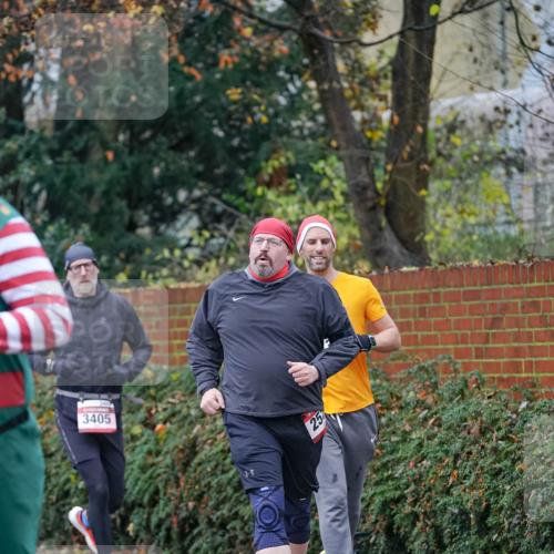 07.12.2025 - St. Pauli X-Mass-Run No. 15 Michael Burmester http://msf.ph/oto/9407310 07.12.2025 09:41:25 Laufen 3405, 25 meine-sportfotos.de