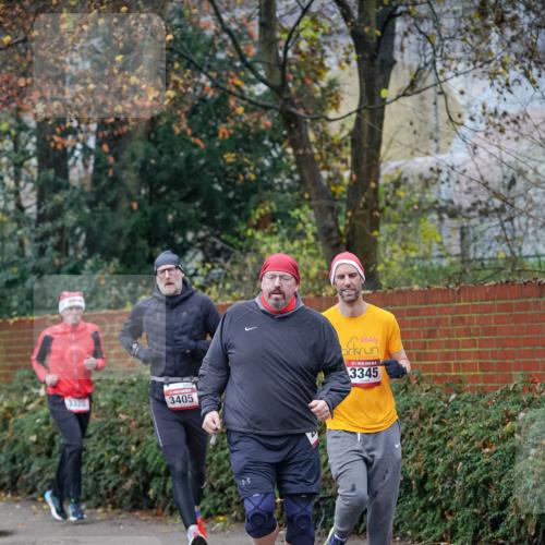 07.12.2025 - St. Pauli X-Mass-Run No. 15 Michael Burmester http://msf.ph/oto/9407314 07.12.2025 09:41:26 Laufen 3405, 3345 meine-sportfotos.de