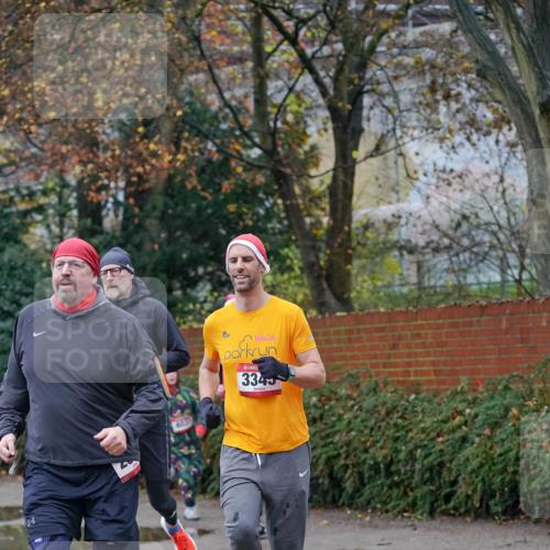 07.12.2025 - St. Pauli X-Mass-Run No. 15 Michael Burmester http://msf.ph/oto/9407322 07.12.2025 09:41:28 Laufen 4031, 334 meine-sportfotos.de