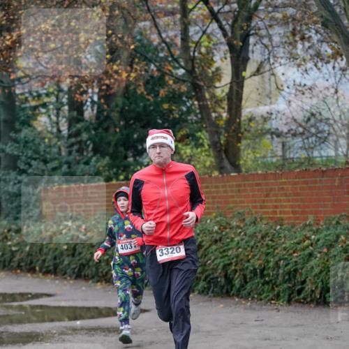 07.12.2025 - St. Pauli X-Mass-Run No. 15 Michael Burmester http://msf.ph/oto/9407334 07.12.2025 09:41:30 Laufen 49, 403, 3320 meine-sportfotos.de