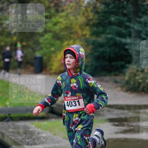 07.12.2025 - St. Pauli X-Mass-Run No. 15 Michael Burmester http://msf.ph/oto/9407349 07.12.2025 09:41:31 Laufen 15, 4031 meine-sportfotos.de