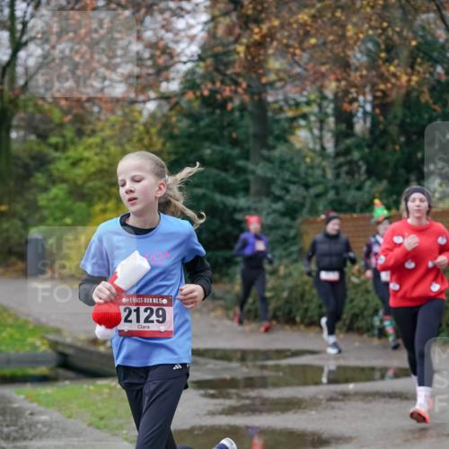 07.12.2025 - St. Pauli X-Mass-Run No. 15 Michael Burmester http://msf.ph/oto/9407355 07.12.2025 09:41:39 Laufen 15, 2129 meine-sportfotos.de