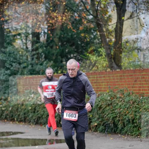 07.12.2025 - St. Pauli X-Mass-Run No. 15 Michael Burmester http://msf.ph/oto/9407435 07.12.2025 09:41:48 Laufen 15, 1603 meine-sportfotos.de