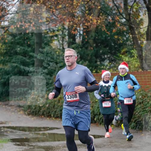07.12.2025 - St. Pauli X-Mass-Run No. 15 Michael Burmester http://msf.ph/oto/9407478 07.12.2025 09:41:54 Laufen 15, 3308, 783, 780 meine-sportfotos.de
