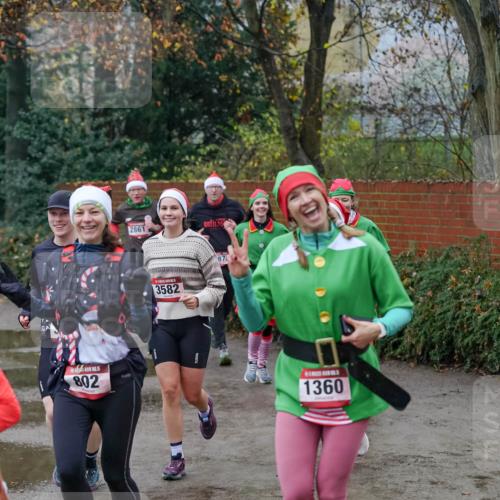 07.12.2025 - St. Pauli X-Mass-Run No. 15 Michael Burmester http://msf.ph/oto/9407558 07.12.2025 09:42:04 Laufen 802, 2861, 3582, 87, 1360, 1400 meine-sportfotos.de