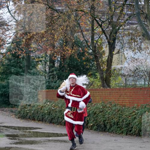 07.12.2025 - St. Pauli X-Mass-Run No. 15 Michael Burmester http://msf.ph/oto/9407731 07.12.2025 09:42:25 Laufen  meine-sportfotos.de
