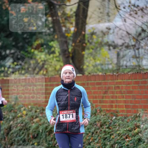 07.12.2025 - St. Pauli X-Mass-Run No. 15 Michael Burmester http://msf.ph/oto/9407772 07.12.2025 09:42:34 Laufen 15, 1871 meine-sportfotos.de