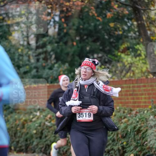 07.12.2025 - St. Pauli X-Mass-Run No. 15 Michael Burmester http://msf.ph/oto/9407779 07.12.2025 09:42:37 Laufen 1910, 3519 meine-sportfotos.de