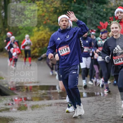 07.12.2025 - St. Pauli X-Mass-Run No. 15 Michael Burmester http://msf.ph/oto/9407798 07.12.2025 11:25:20 Laufen 15, 2114, 15, 2047 meine-sportfotos.de