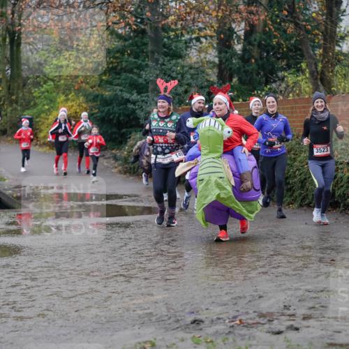 07.12.2025 - St. Pauli X-Mass-Run No. 15 Michael Burmester http://msf.ph/oto/9407816 07.12.2025 11:25:22 Laufen 146, 3523 meine-sportfotos.de