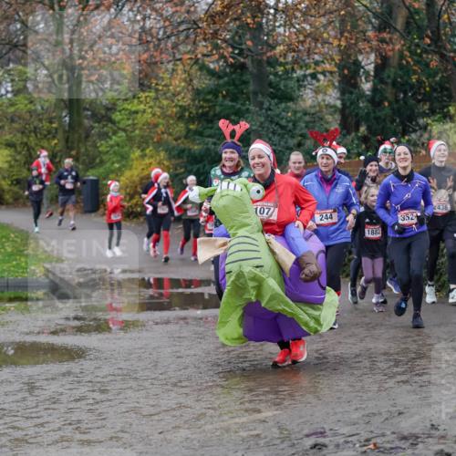 07.12.2025 - St. Pauli X-Mass-Run No. 15 Michael Burmester http://msf.ph/oto/9407829 07.12.2025 11:25:23 Laufen 107, 244, 1882, 352, 2436, 3523 meine-sportfotos.de