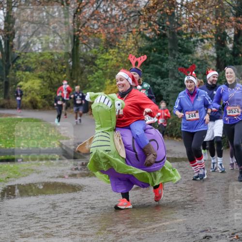 07.12.2025 - St. Pauli X-Mass-Run No. 15 Michael Burmester http://msf.ph/oto/9407843 07.12.2025 11:25:23 Laufen 146, 244, 3524441, 2436, 3523 meine-sportfotos.de