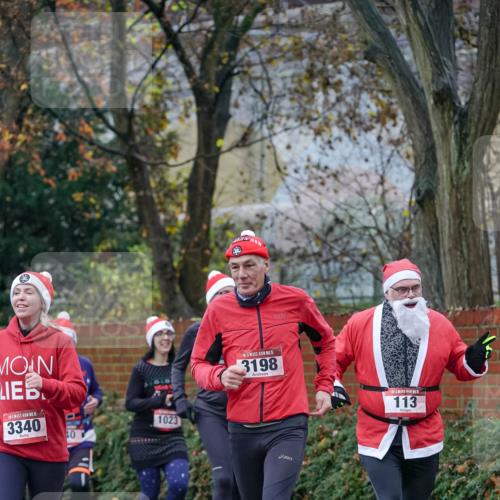 07.12.2025 - St. Pauli X-Mass-Run No. 15 Michael Burmester http://msf.ph/oto/9407854 07.12.2025 09:42:48 Laufen 15, 3340, 40, 610, 1023, 15, 3198, 5, 113 meine-sportfotos.de